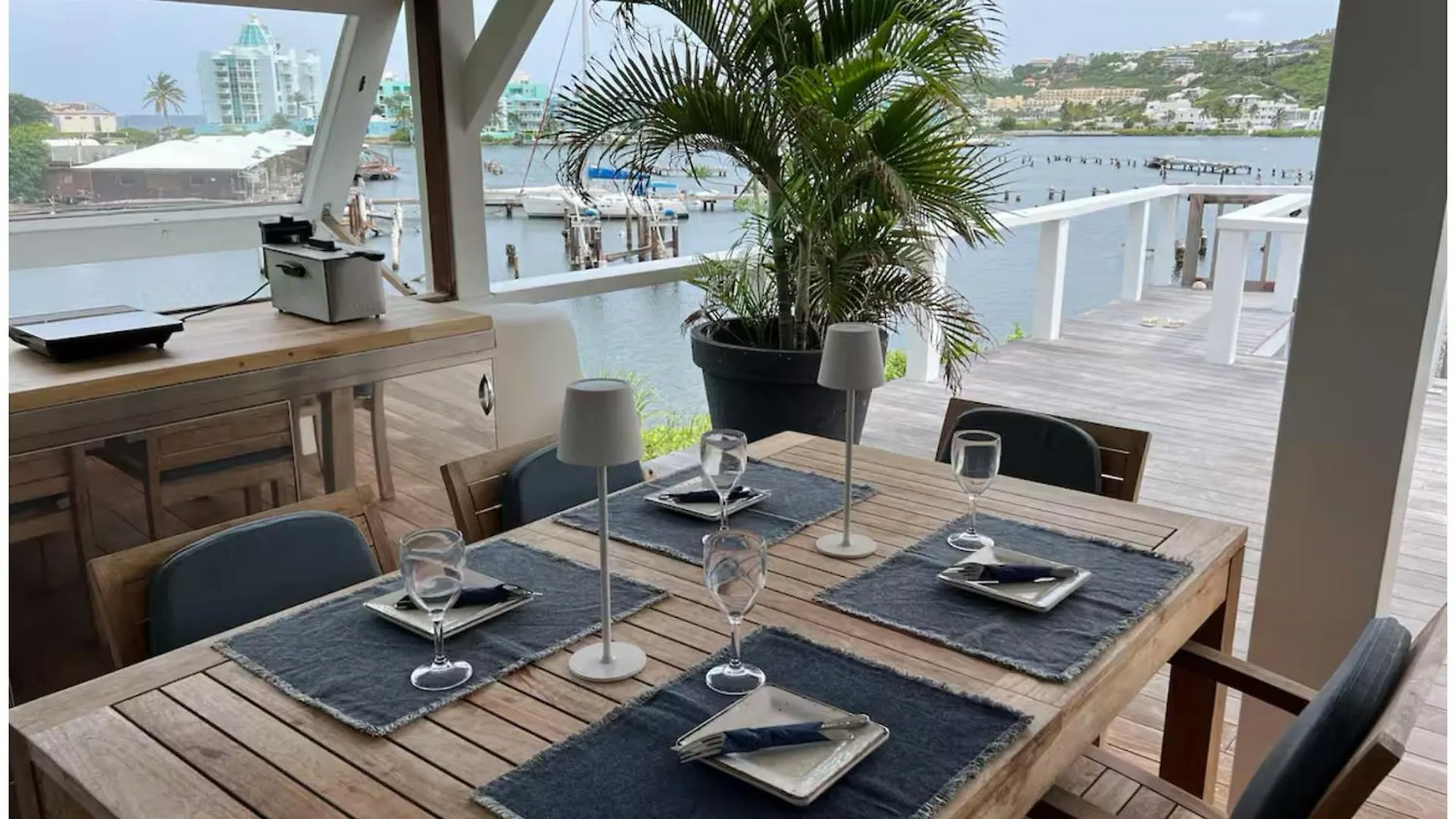 Les Balcons D Oyster Pond Brise De Mer Сasa de vacaciones